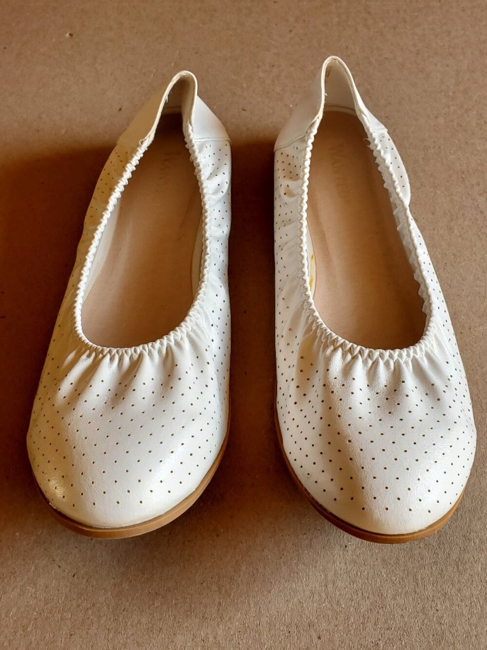 Wanted Women's White Ballet Flats Perforated Leather Size 8.5 Chic Casual Shoes
